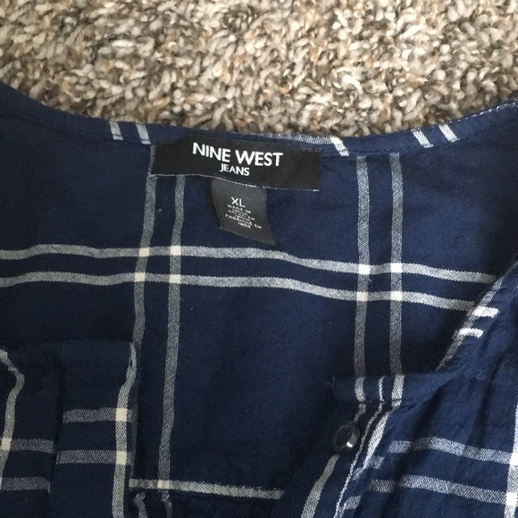 Nine West Flannel - Picture 2 of 2